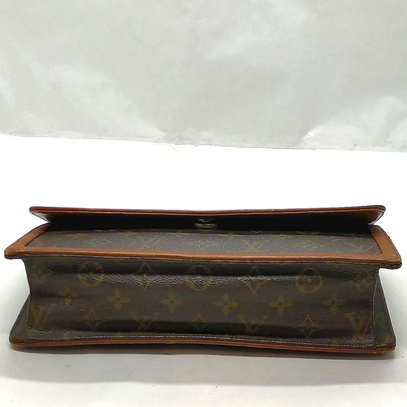 LV POCHETTE CLUTCH DAME GM - Picture 3 of 5